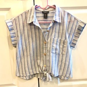 Cropped button down shirt NWOT